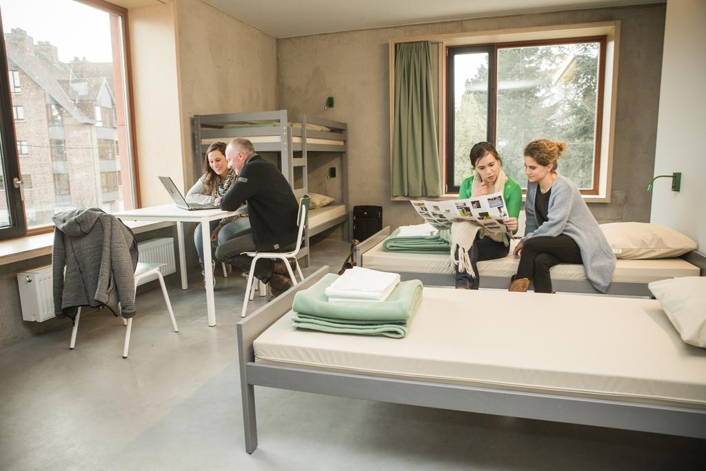Hostel Groeninghe Κόρτρικ Δωμάτιο φωτογραφία